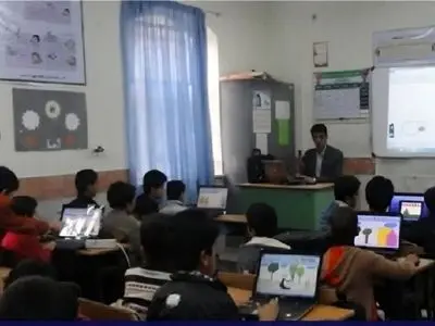 عدالت آموزشی در مازندران بر روی بستر فیبرنوری/ اتصال ۲۰۹ مدرسه استان به شبکه فیبر نوری