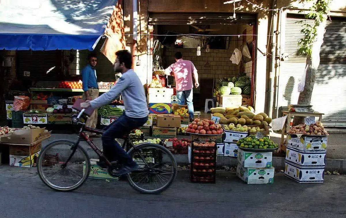 هم‌افزایی دستگاه‌ها برای ساماندهی دستفروشان در شیراز