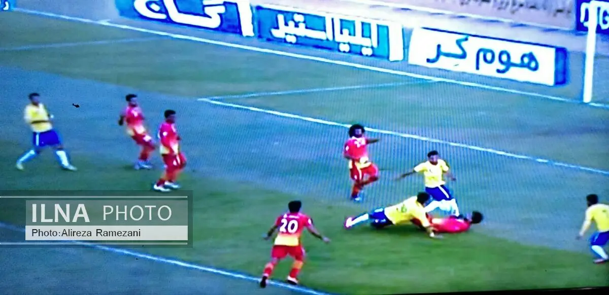 آتش بازی فولاد با جادوی ساسان انصاری