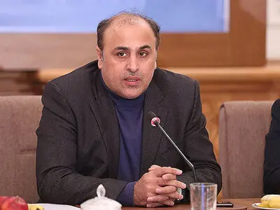 وجود رانت‌ها و ارتباطات غیرمتعارف خط قرمز وزارت راه و شهرسازی است