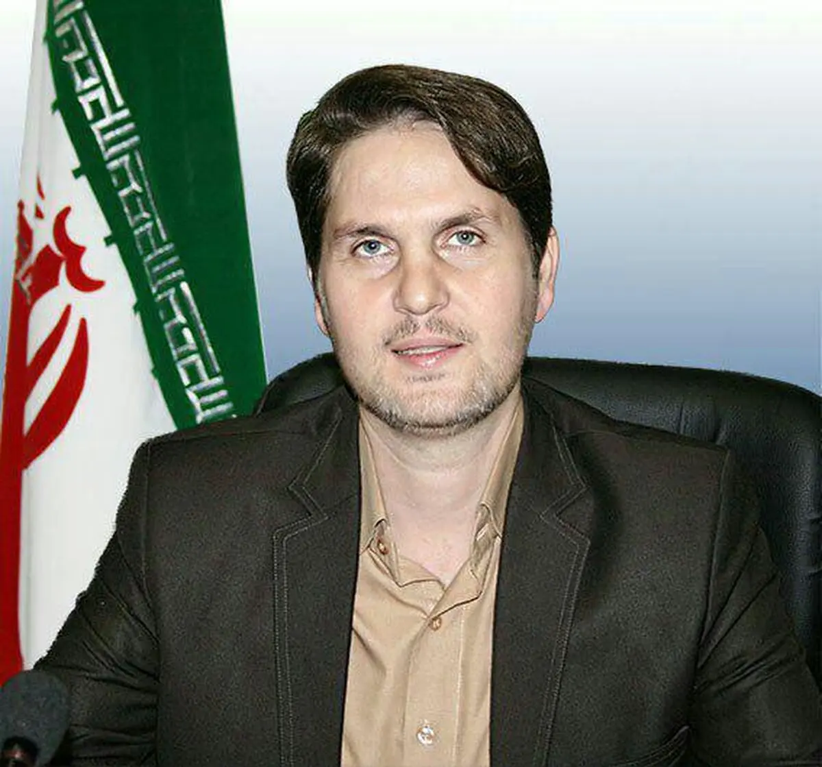 توانمندی اقتصادی جوانان لزوماً با کار سازمانی رقم نمی‌خورد/ ذهن پویای جوانان به دنبال خلاقیت و نوآوری باشد