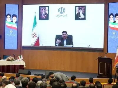 تبدیل مناطق آزاد به موتور پیشران دولت