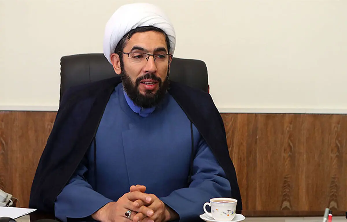 باید از «خودی» تعریف حداکثری داشت/ هر فردی که دلش برای ایران بتپد، خودی است 