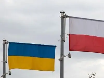 حل و فصل مسائل میان کی‌یف و ورشو ضربه سختی به مسکو است