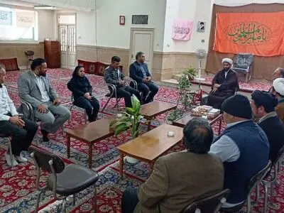 تقدیر از کارگر پاکدست شهرداری رضویه