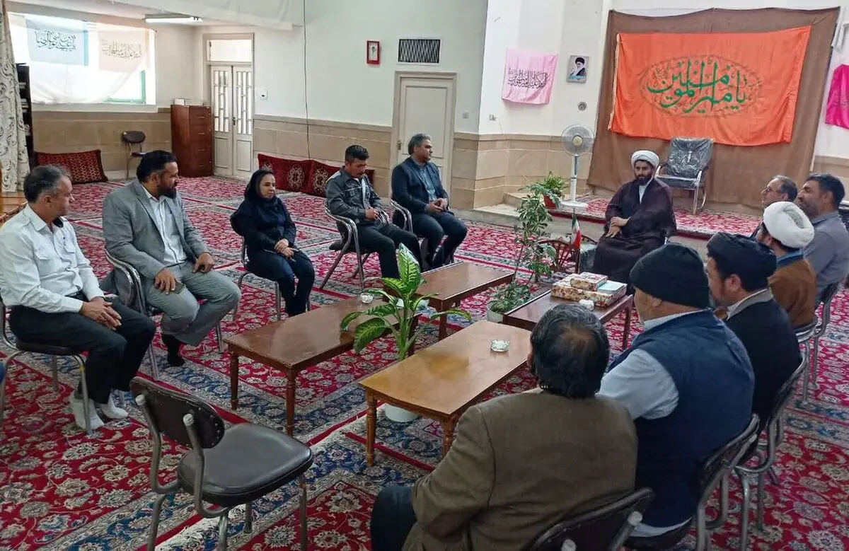 تقدیر از کارگر پاکدست شهرداری رضویه