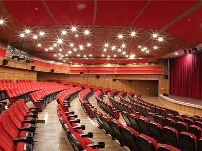 آغاز به کار سینما بیستون در استان کرمانشاه 