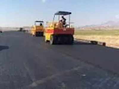 انجام ۷۱ کیلومتر روکش آسفالت در محورهای مواصلاتی استان کرمانشاه