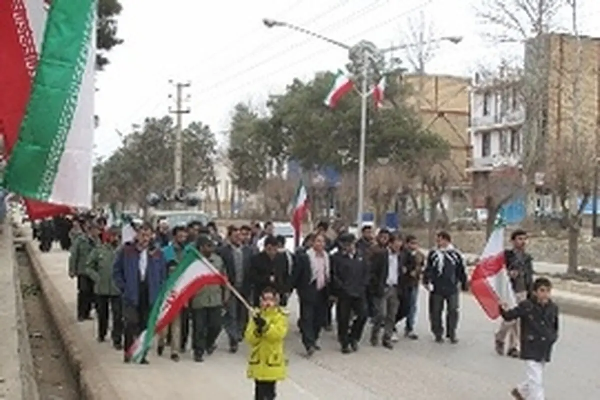همایش پیاده روی خانوادگی در کوهدشت برگزار شد