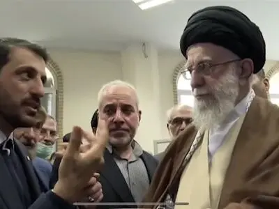 مدیرعامل فولاد مبارکه آخرین دستاوردهای این شرکت را به مقام معظم رهبری ارائه کرد