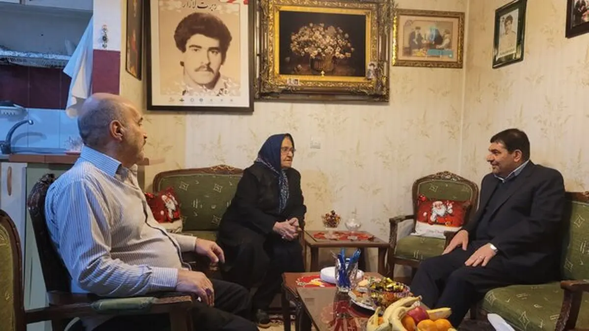 خدمت به خانواده شهدا افتخاری بزرگ است