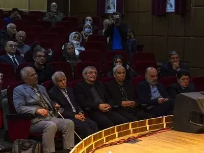 مراسم نخستین سالگرد درگذشت ناصر تکمیل‌همایون برگزار شد/ایران‌دوستی در آثار او مشهود است