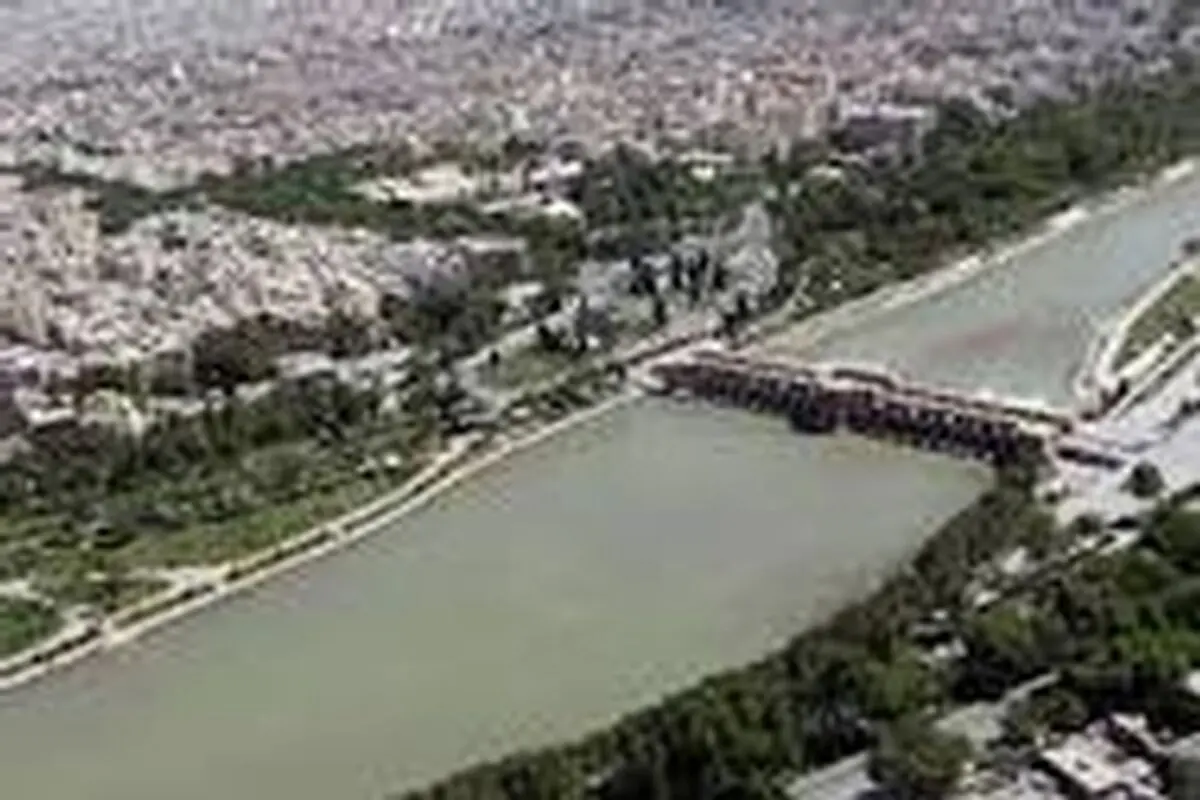 کمیسیون ماده‌ی ۵ حق نداشت اصفهان را اینقدر توسعه دهد