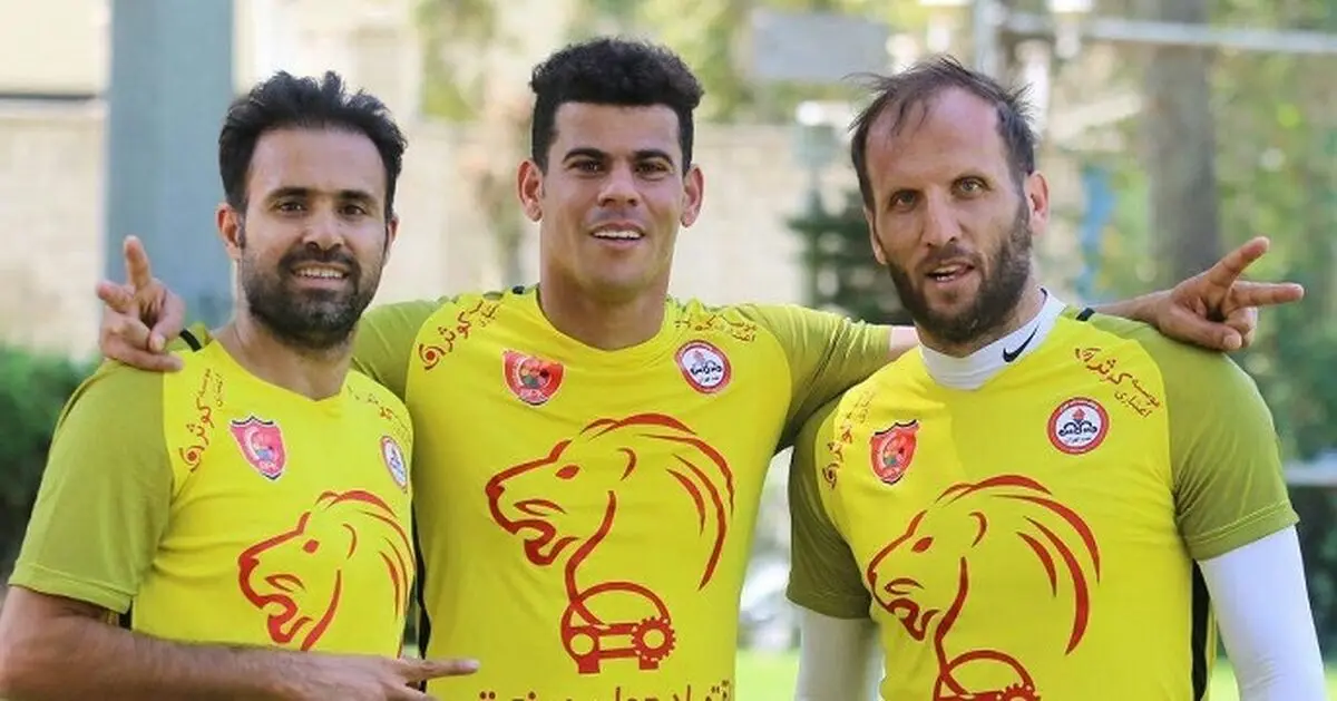 شکایت مدافع سابق پرسپولیس از باشگاه گسترش فولاد