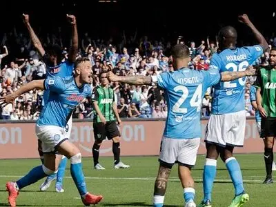 ویدیو: خلاصه بازی ناپولی 6 - ساسولو یک