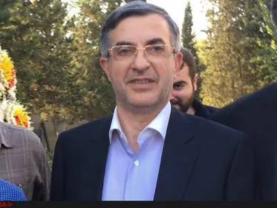 حضور مشایی در دادسرای فرهنگ و رسانه +عکس