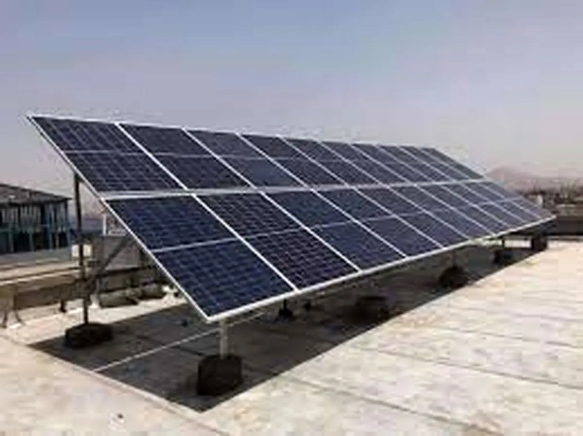 افتتاح همزمان ۱۶۶۰ نیروگاه خورشیدی اقشار حمایتی در ۱۷ استان