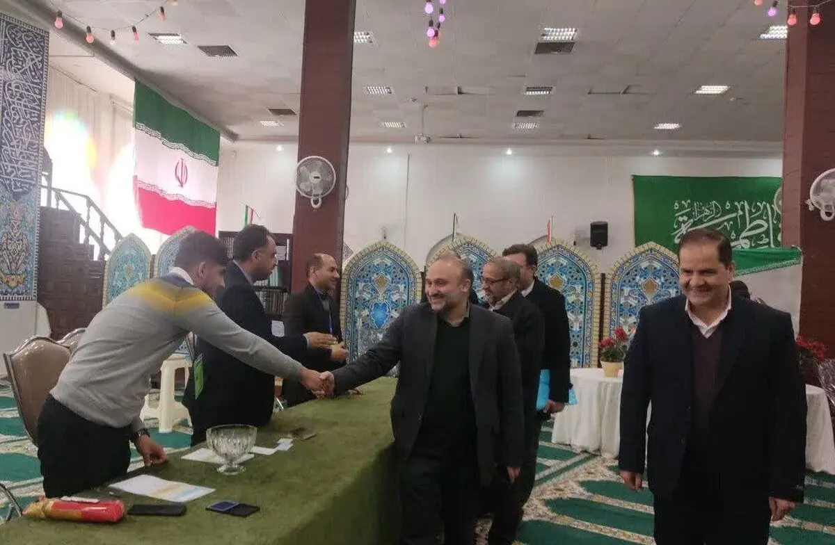 بازدید رئیس هیات بازرسی انتخابات خراسان رضوی از تعدادی شعب اخذ رای 