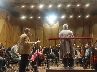خوانندگان قبلیِ ارکستر ملی برای همکاری دوباره مبالغ چندصد میلیونی می‌خواهند!/دفتر موسیقی برای مجوز خوانندگان پاپ شرط بگذارد