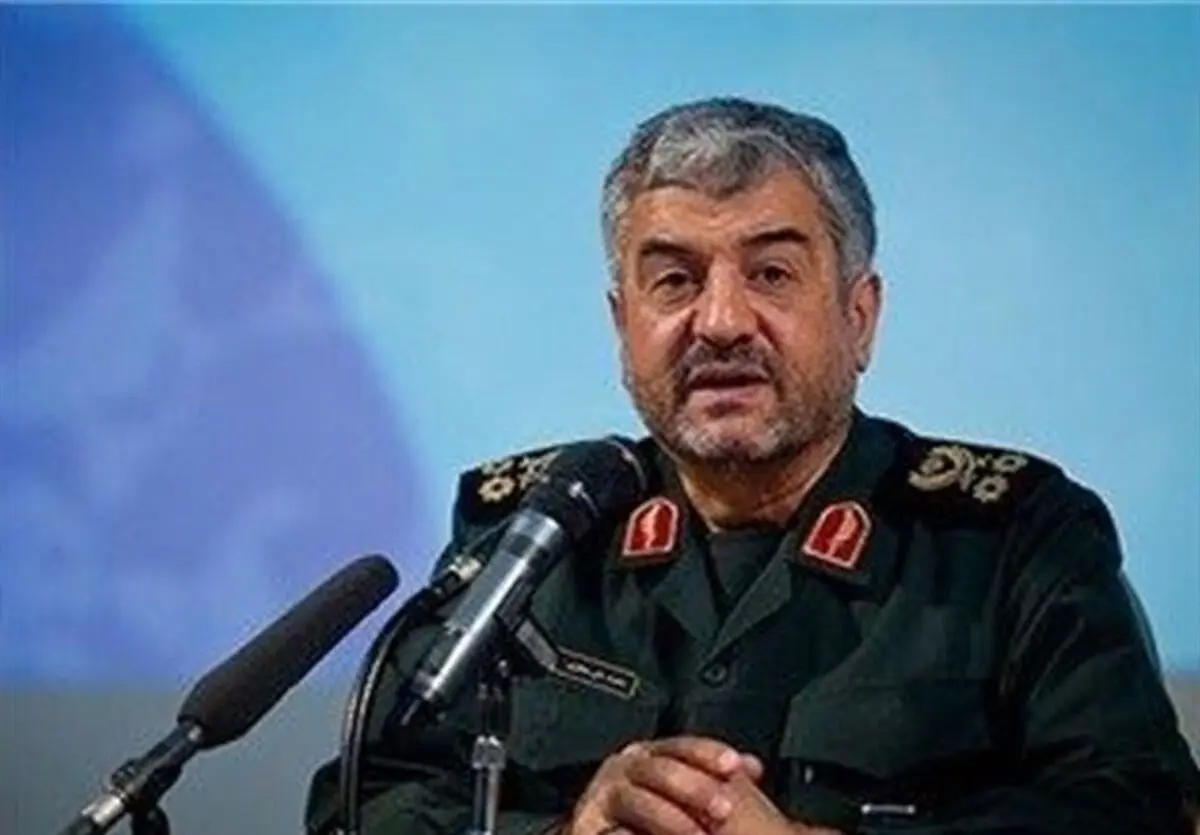  Ex-IRGC Chief: Iran Dealing Blows to Israel Constantly