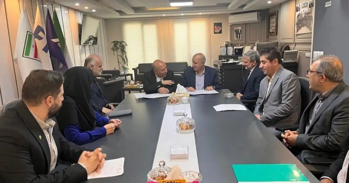 امضای تفاهم نامه راهبردی میان فدراسیون فوتبال جمهوری اسلامی ایران و سازمان منطقه آزاد ماکو 