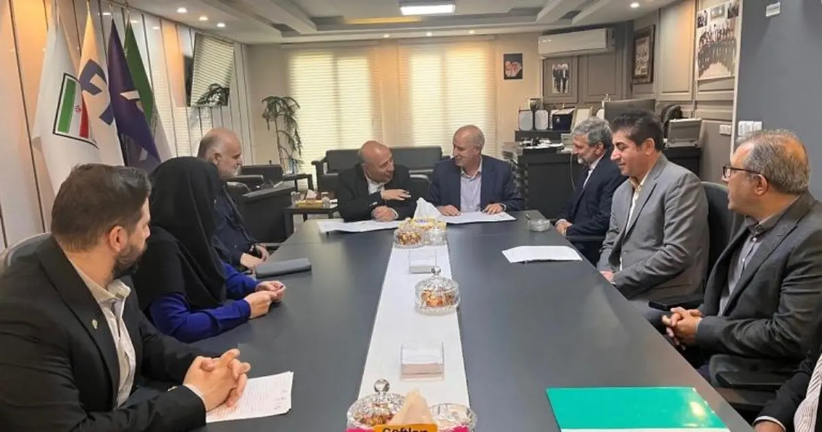 امضای تفاهم نامه راهبردی میان فدراسیون فوتبال جمهوری اسلامی ایران و سازمان منطقه آزاد ماکو 
