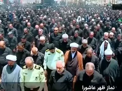 نماز جماعت ظهر عاشورا در مشهد و بیرجند + فیلم