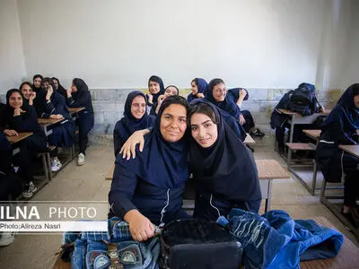 مراسم آغاز سال تحصیلی ۱۴۰۴ - ۱۴۰۳ در قزوین