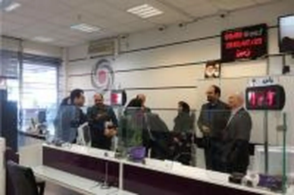  نقش شعب در بانکداری در حال تغییر است / امروز خدمتی نیست که نتوانیم از راه دور ارائه کنیم 