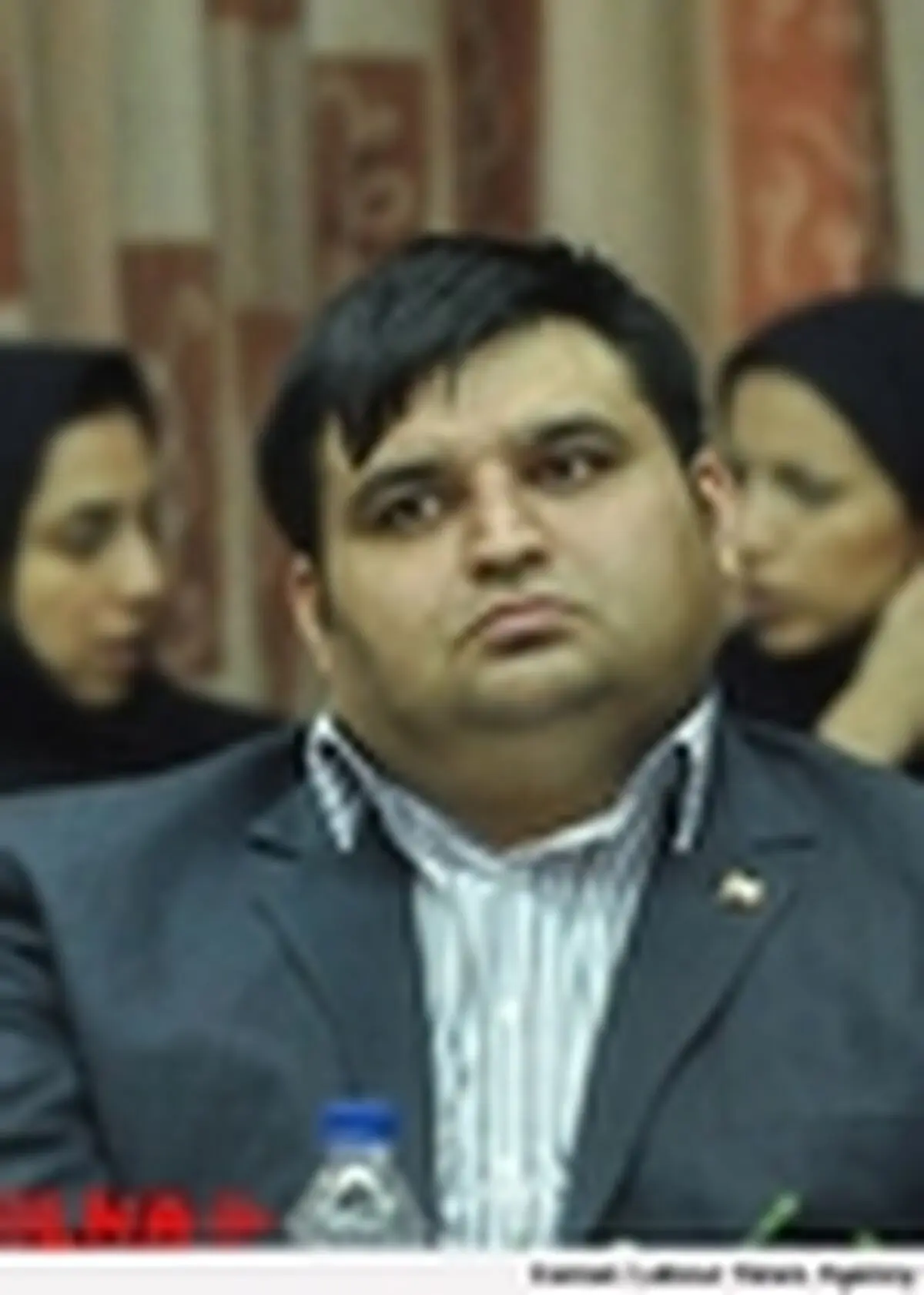 رضازاده: تجهیز سخت‌افزاری سالن‌های وزنه‌برداری به صورت جدی در حال پیگیری است