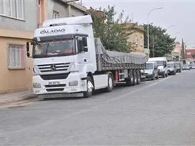 تردد خودروهای سنگین در شهرهای خوزستان ممنوع است/لزوم ایجاد پارکینگ در ورودی شهرها