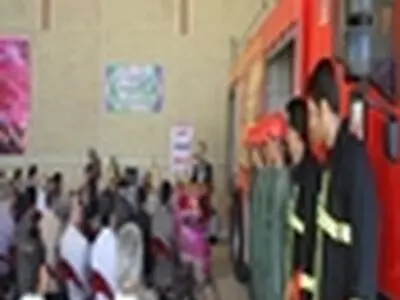 دو ایستگاه آتش‌نشانی در شهرک صنعتی هرند اصفهان افتتاح شد