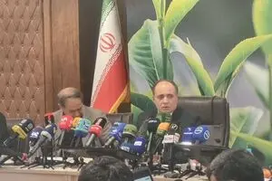 امنیت غذایی کشور مثل ساعت کار می‌کند/ جنگ با شدت ادامه دارد