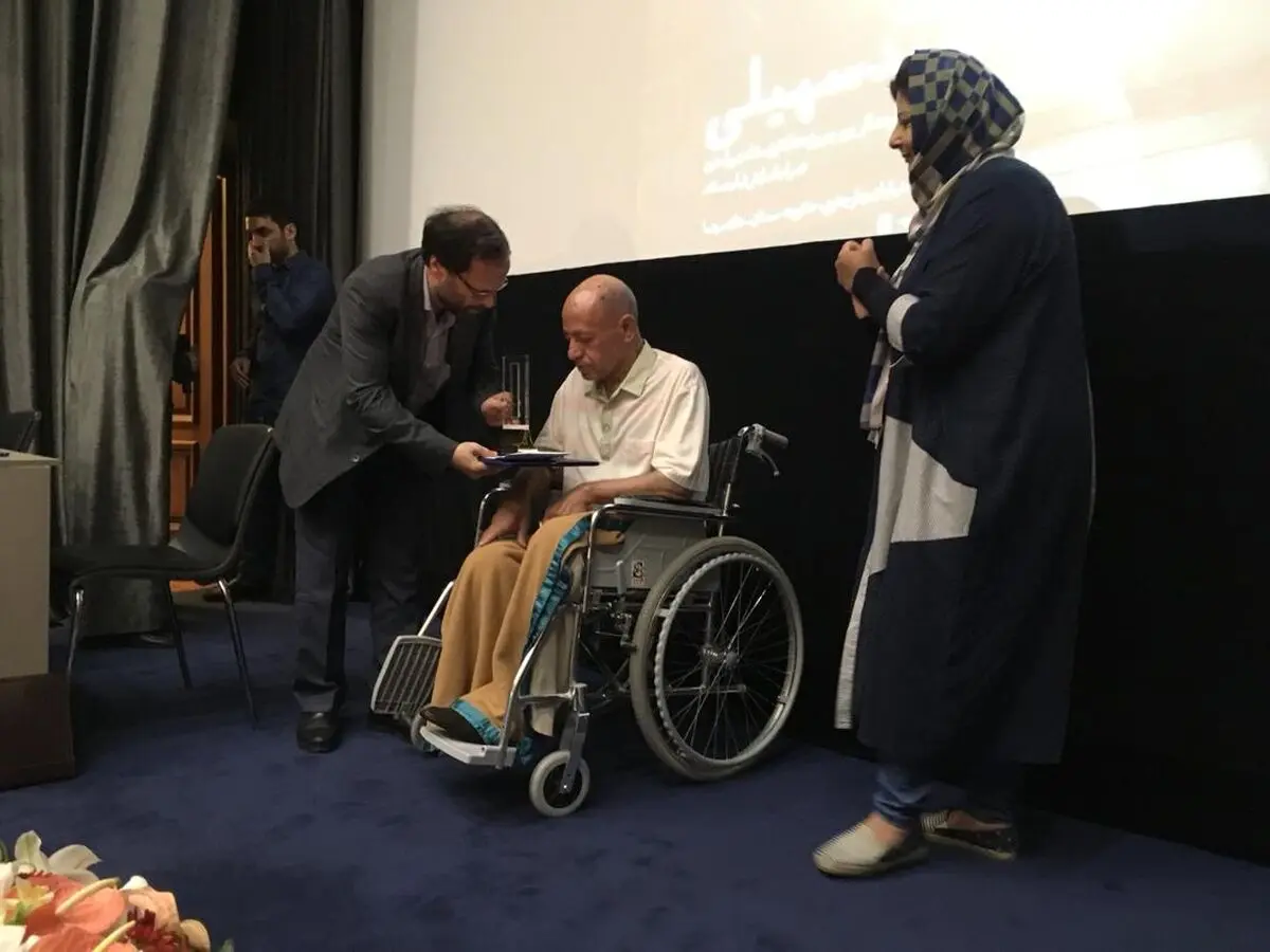 یک مستندساز درگذشت