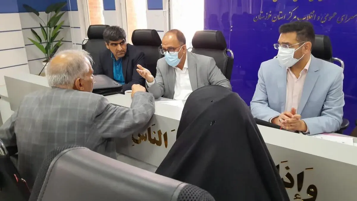 بررسی درخواست‌های بیش از ۶۰ شهروند در دیدار مردمی دادستان مرکز خوزستان