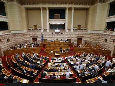 پارلمان یونان طرح اصلاحات مالیاتی و حقوق بازنشستگی را تصویب کرد
