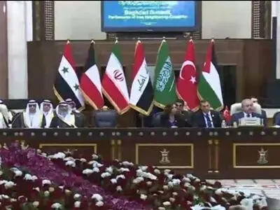 آغاز اجلاس بغداد با ریاست مصطفی الکاظمی