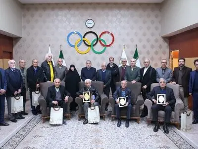 ​تجلیل از پیشکسوت کشتی ایران با حضور دکتر صالحی امیری