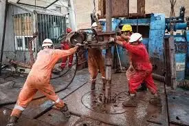 کارگران دکل‌های حفاری: کیفیت غذایمان فاجعه است