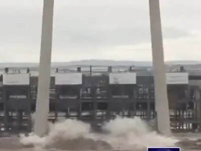 انفجار مهندسی شده دو برج سیمانی + فیلم