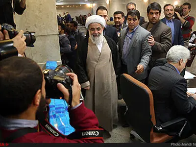 نمی‌توان گفت رای مردم اعتبار شرعی و قانونی ندارد