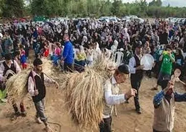 آئین ١۵٠ ساله جشن خرمن در میاندورود برگزار شد 