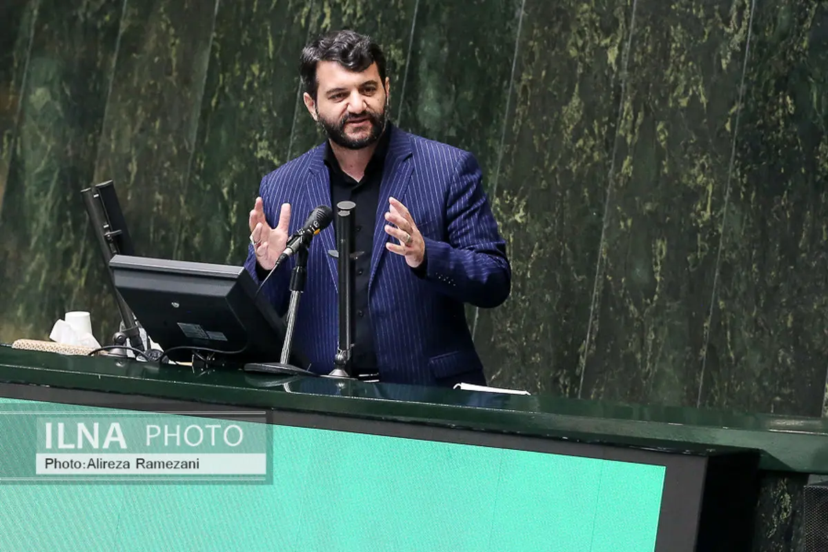 ایجاد ۲۱۷ هزار فرصت شغلی طی ۳ ماه اخیر/ حدود ۱۴ میلیون نفر شغل شایسته ندارند و ۲.۵ میلیون نفر بیکار مطلق محسوب می‌شوند