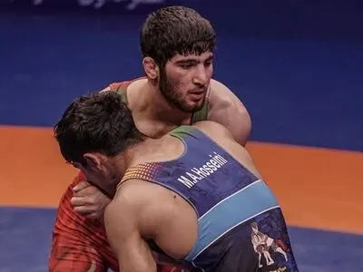 عبدولی برترین کشتی گیر جوانان کشور شد 