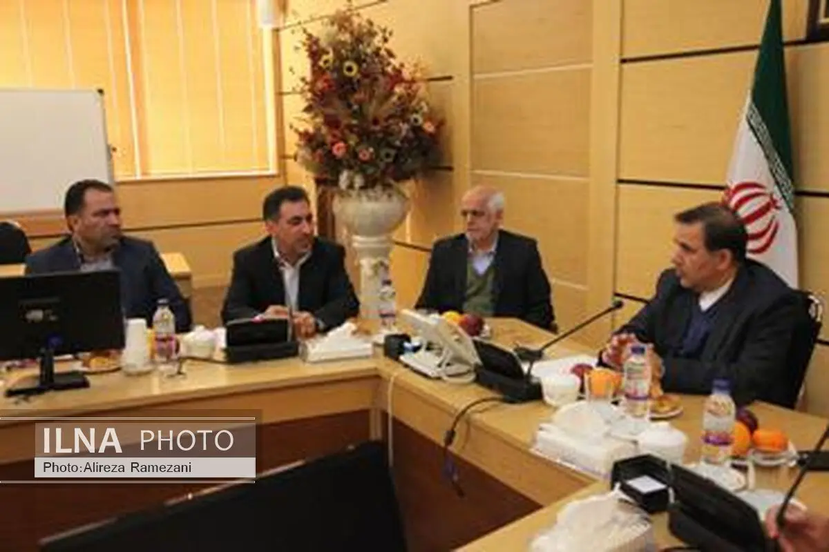 آخوندی: حرکت به سمت بازار سرمایه برای تامین مالی پروژه ها