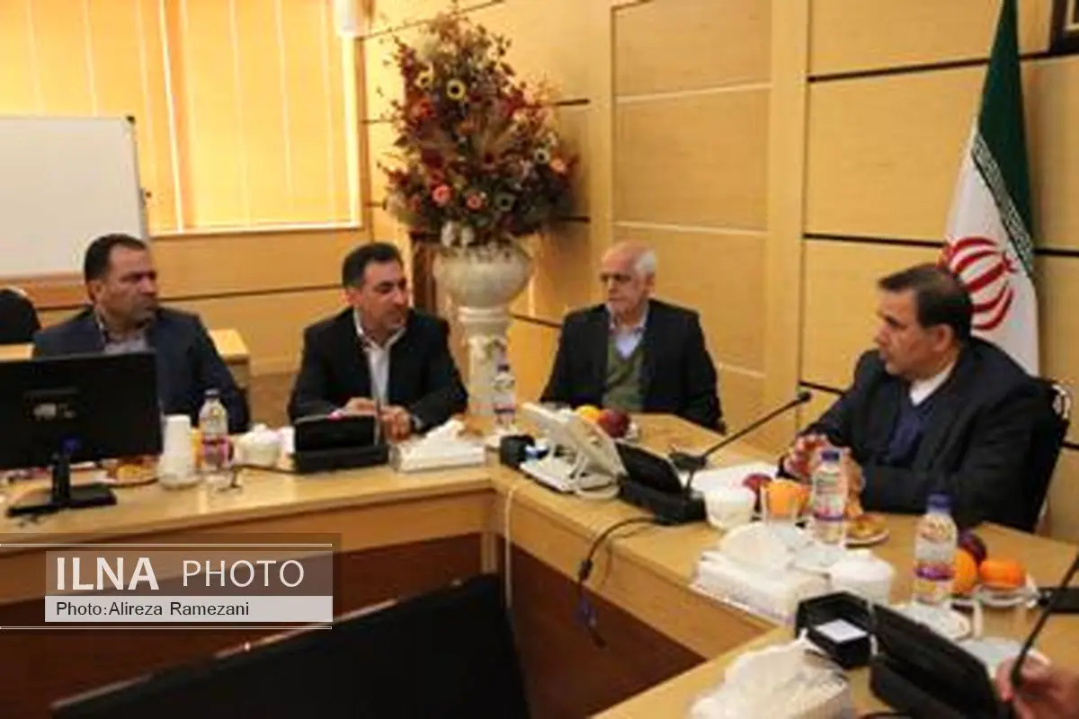 آخوندی: حرکت به سمت بازار سرمایه برای تامین مالی پروژه ها