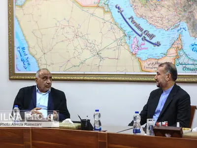 دیدار نخست وزیر پیشین عراق با وزیر امور خارجه