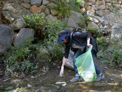 پاکسازی درکه در  روز جهانی کوهستان 
