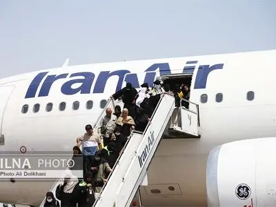 بازگشت زائران حج عمره به بندرعباس + فیلم