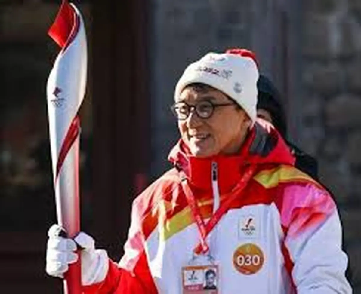 حمل مشعل المپیک زمستانی ۲۰۲۶ توسط جکی چان + فیلم